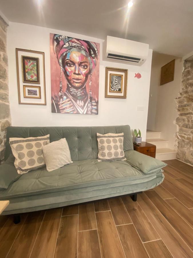 Apartman Oleandar Kastela Exterior photo